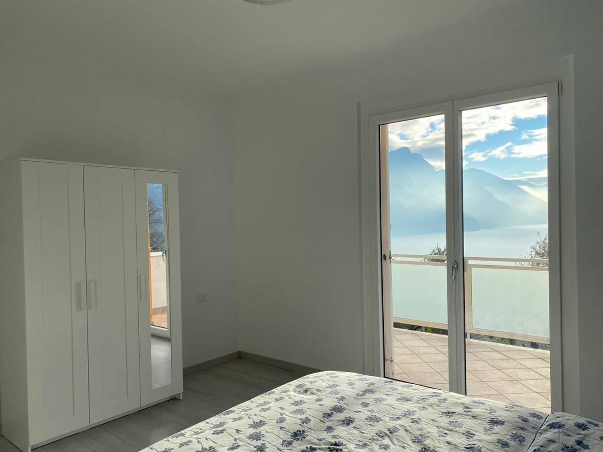 Happy Guest Apartments - Blue Apartment Riva di Solto Dış mekan fotoğraf